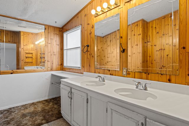 410 Lake Road, Waskom, TX 75692