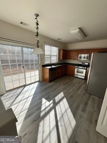 915 Wendlebury Court, Alpharetta, GA 30004