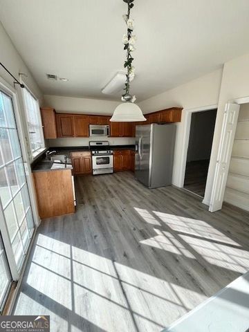 915 Wendlebury Court, Alpharetta, GA 30004