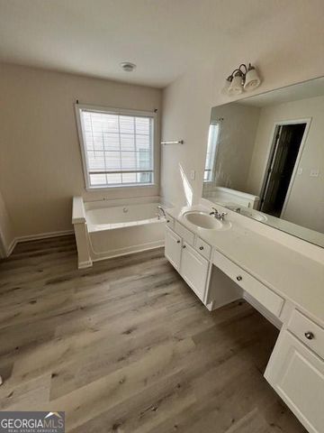 915 Wendlebury Court, Alpharetta, GA 30004