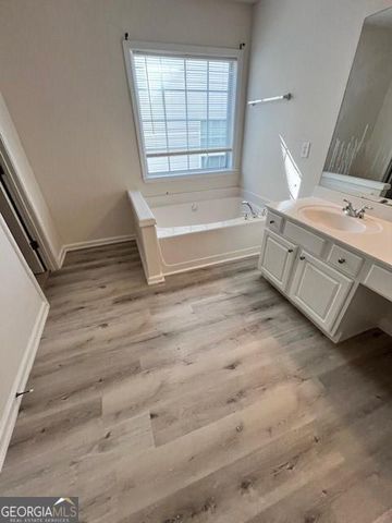 915 Wendlebury Court, Alpharetta, GA 30004