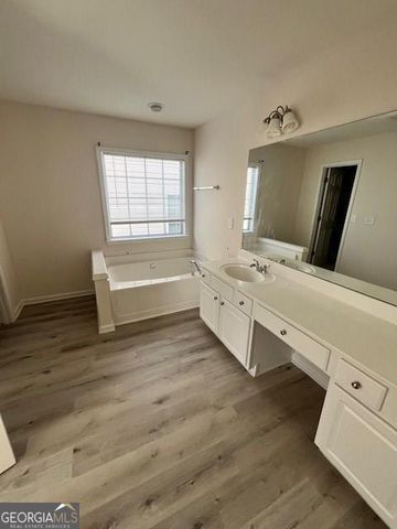 915 Wendlebury Court, Alpharetta, GA 30004