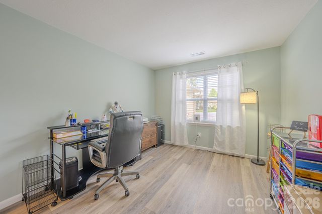 177 Clear Creekside Drive, Hendersonville, NC 28792