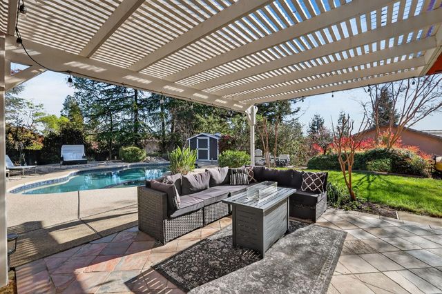 3445 Covello Cir, Cameron Park, CA 95682