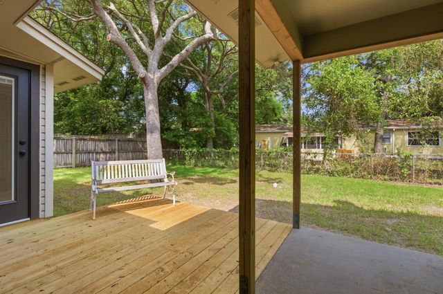 54 Berwick Circle, Shalimar, FL 32579