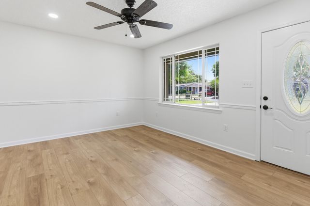 54 Berwick Circle, Shalimar, FL 32579