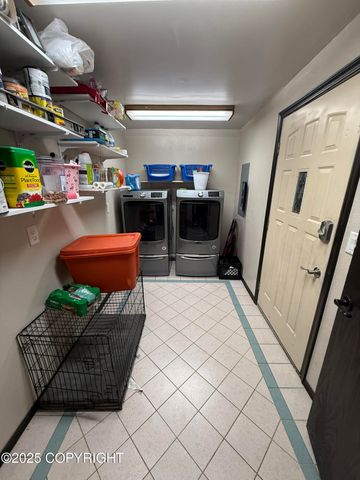 607 Rigging Lane, Ketchikan, AK 99901