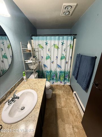 607 Rigging Lane, Ketchikan, AK 99901