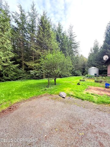 607 Rigging Lane, Ketchikan, AK 99901