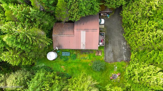 607 Rigging Lane, Ketchikan, AK 99901