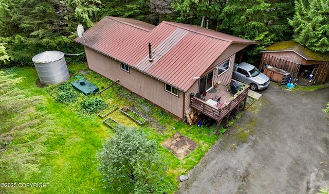 607 Rigging Lane, Ketchikan, AK 99901