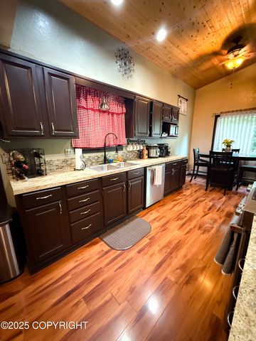 607 Rigging Lane, Ketchikan, AK 99901