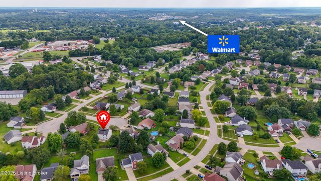 203 Taos Trace, La Grange, KY 40031