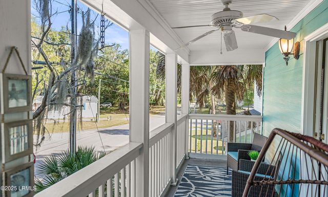 1522 Old Shell Road, Port Royal, SC 29935