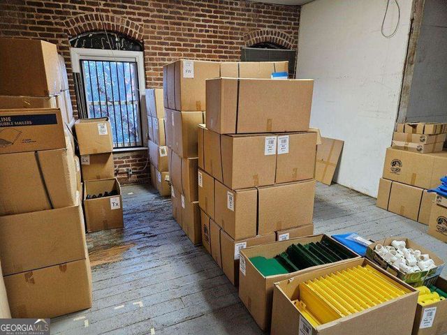 136 Walker Street SW, Atlanta, GA 30313