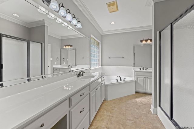 41082 Garden Ct, Gonzales, LA 70737