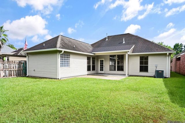 41082 Garden Ct, Gonzales, LA 70737