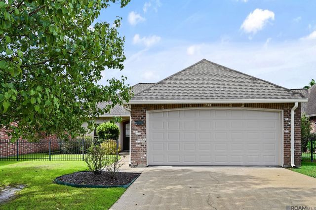 41082 Garden Ct, Gonzales, LA 70737