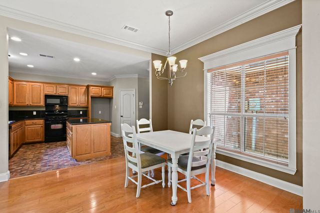 41082 Garden Ct, Gonzales, LA 70737