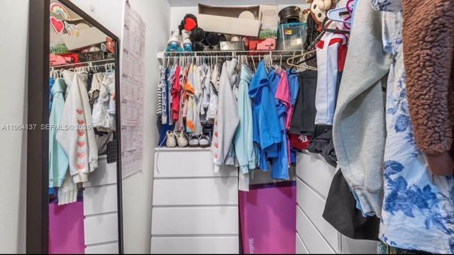 6440 NW 114th Ave 424, Doral, FL 33178