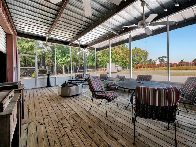 260 Fish Road, Lufkin, TX 75901