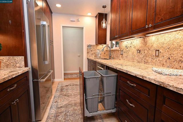 1812 1812 Baldwin Dr, Concord, CA 94519