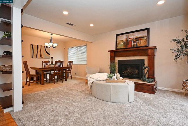 1812 1812 Baldwin Dr, Concord, CA 94519