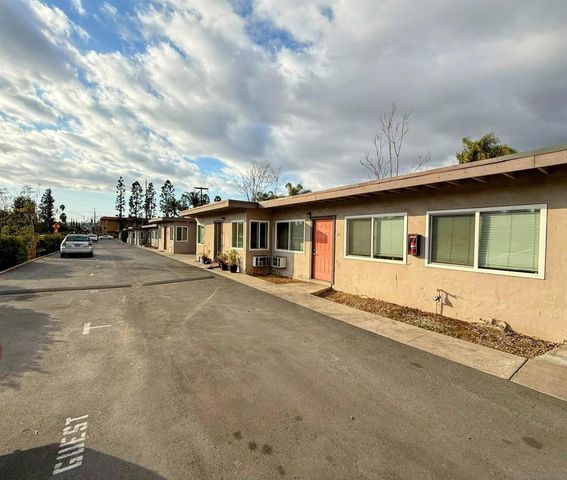 279 S Mollison Ave, El Cajon, CA 92020