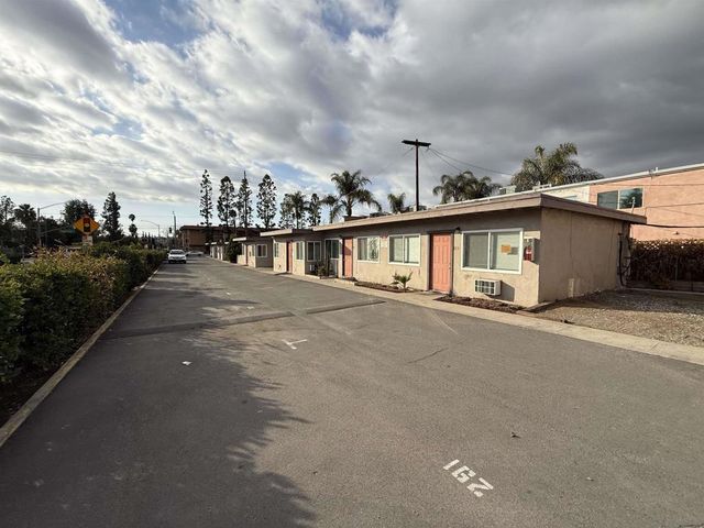 279 S Mollison Ave, El Cajon, CA 92020