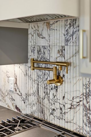 2216 44th Street S, Moorhead, MN 56560