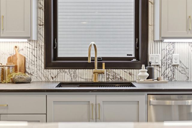 2216 44th Street S, Moorhead, MN 56560