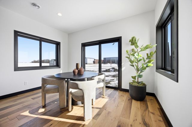 2216 44th Street S, Moorhead, MN 56560