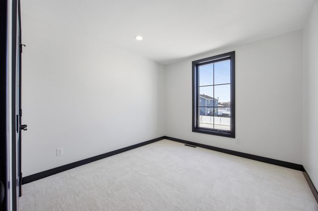 2216 44th Street S, Moorhead, MN 56560