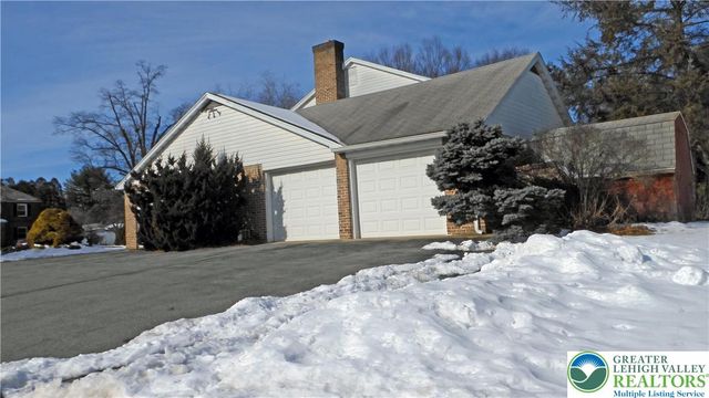 1225 North CEDAR CREST Boulevard, South Whitehall Twp, PA 18104