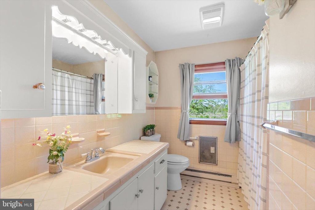 Image 14 of property listing at 5150 CAMPGROUND RD, Eden, MD 21822