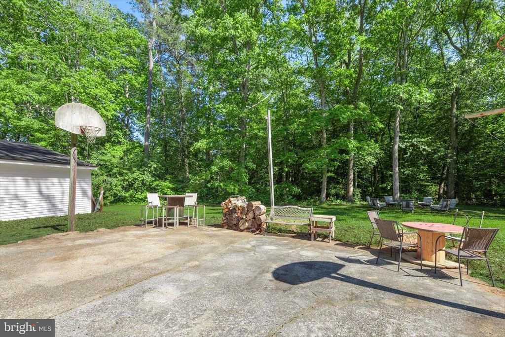 Image 36 of property listing at 5150 CAMPGROUND RD, Eden, MD 21822