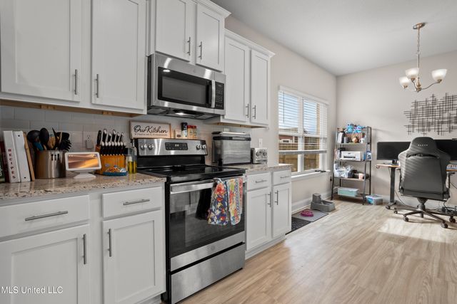 11672 Talla Drive, Ocean Springs, MS 39564