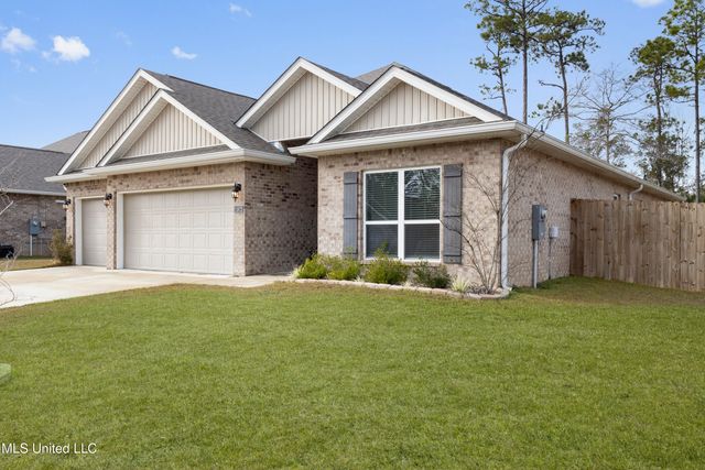 11672 Talla Drive, Ocean Springs, MS 39564