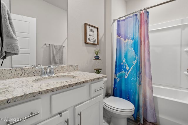 11672 Talla Drive, Ocean Springs, MS 39564