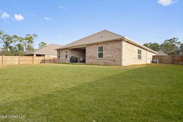 11672 Talla Drive, Ocean Springs, MS 39564