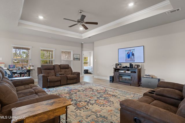 11672 Talla Drive, Ocean Springs, MS 39564