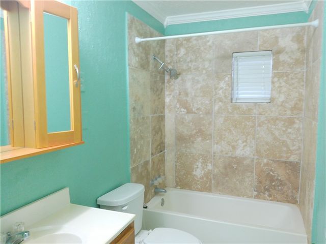 4822 Mokry Dr, Corpus Christi, TX 78415