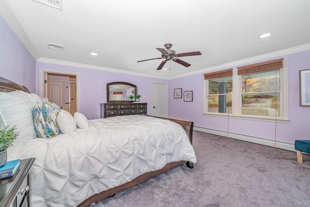 23 Willoughby Path, East Northport, NY 11731