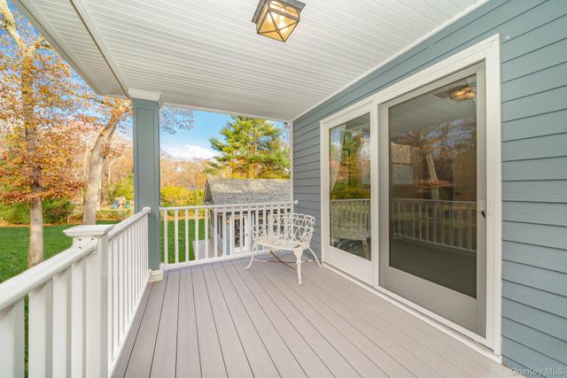 23 Willoughby Path, East Northport, NY 11731