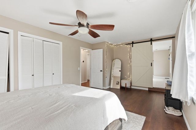 719 E Westchester Court, Springfield, MO 65810