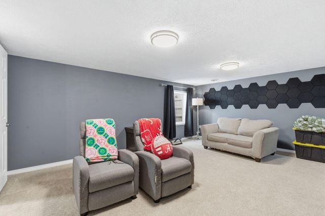 719 E Westchester Court, Springfield, MO 65810