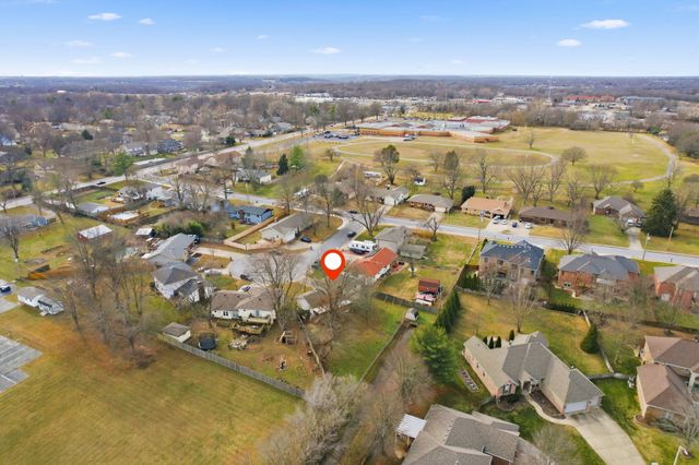 719 E Westchester Court, Springfield, MO 65810