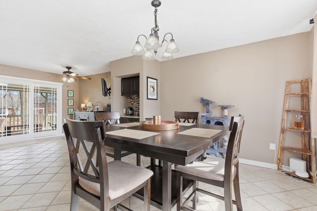 719 E Westchester Court, Springfield, MO 65810