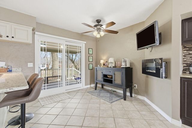 719 E Westchester Court, Springfield, MO 65810