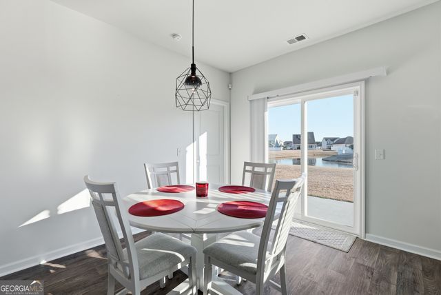 160 Troupe Drive, Savannah, GA 31407